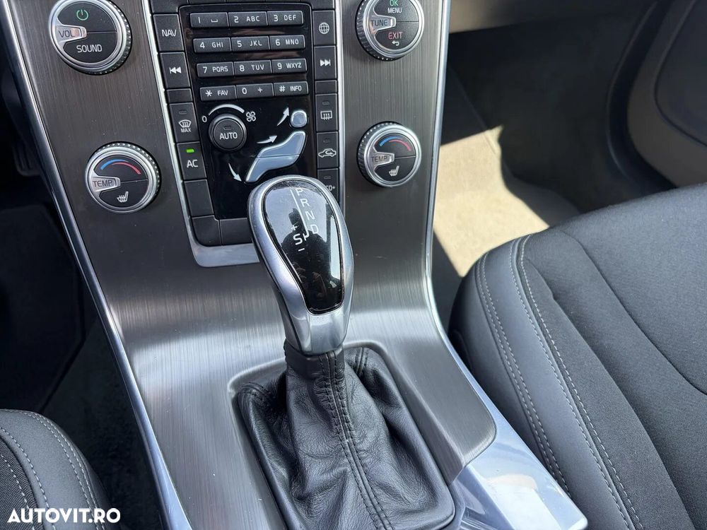 Volvo V60 - 25