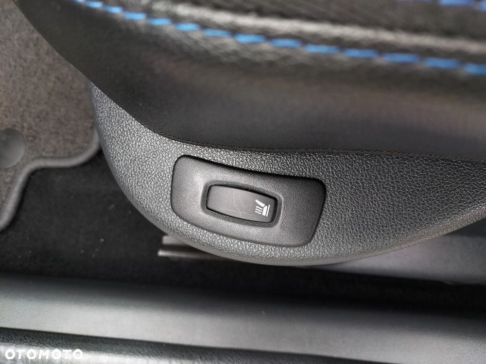 Renault Clio ENERGY TCe 120 LIMITED 2018 - 25