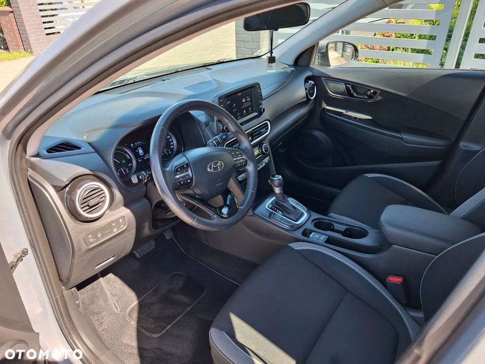 Hyundai Kona - 14