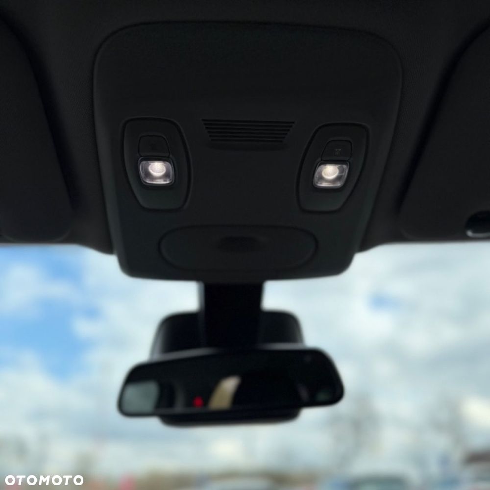 Renault Scenic - 25