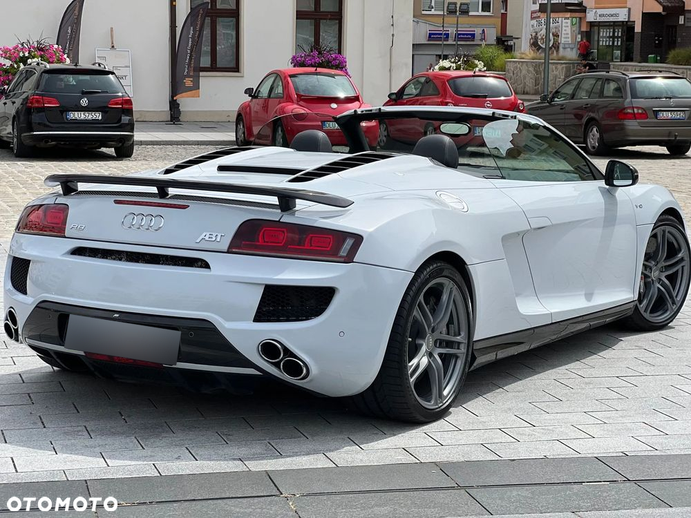 Audi R8 5.2 Quattro S tronic - 13