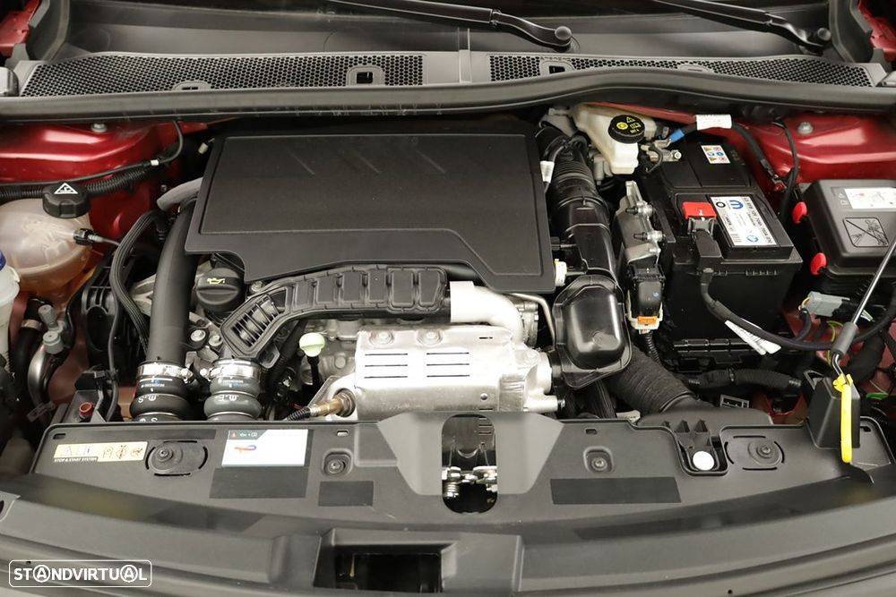Peugeot 2008 1.2 PureTech Allure - 25