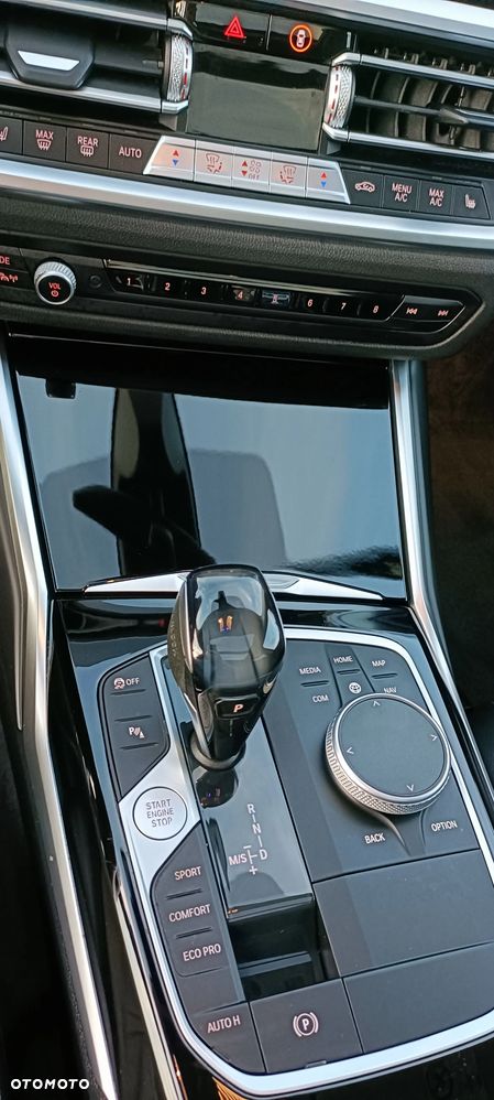 BMW Seria 3 320d Sport Line - 11