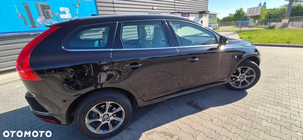 Volvo XC 60 D3 Drive-E Ocean Race - 7