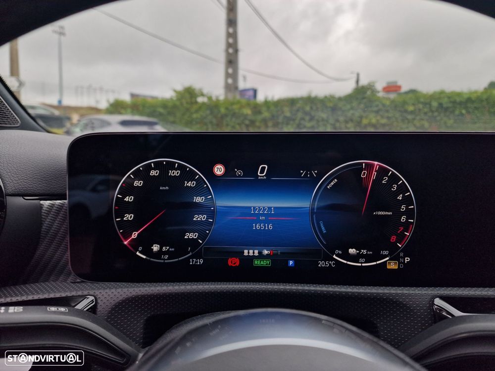 Mercedes-Benz A 250 e Style Plus - 22