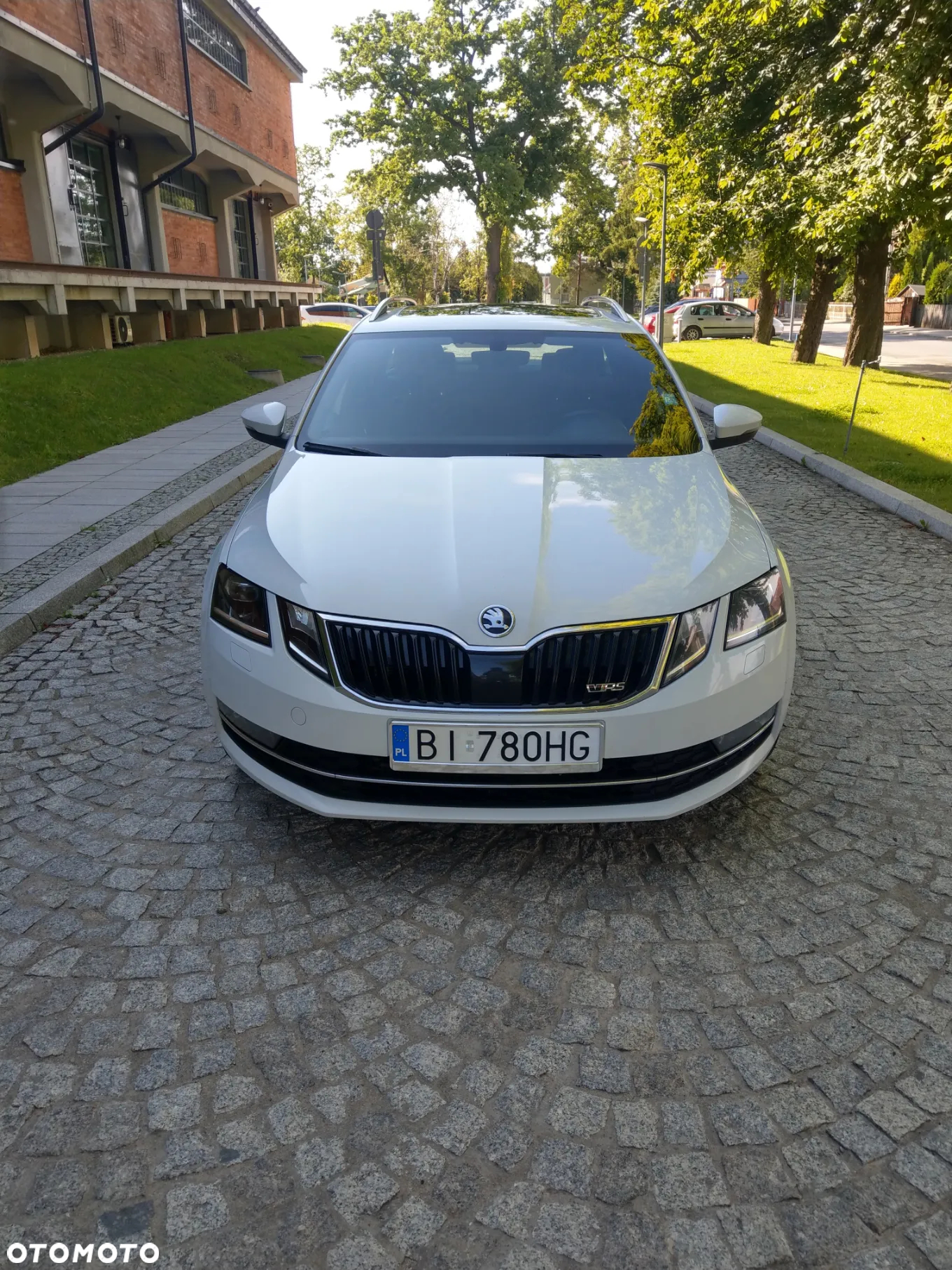 Skoda Octavia 2.0 TDI SCR 4x4 Style DSG - 3