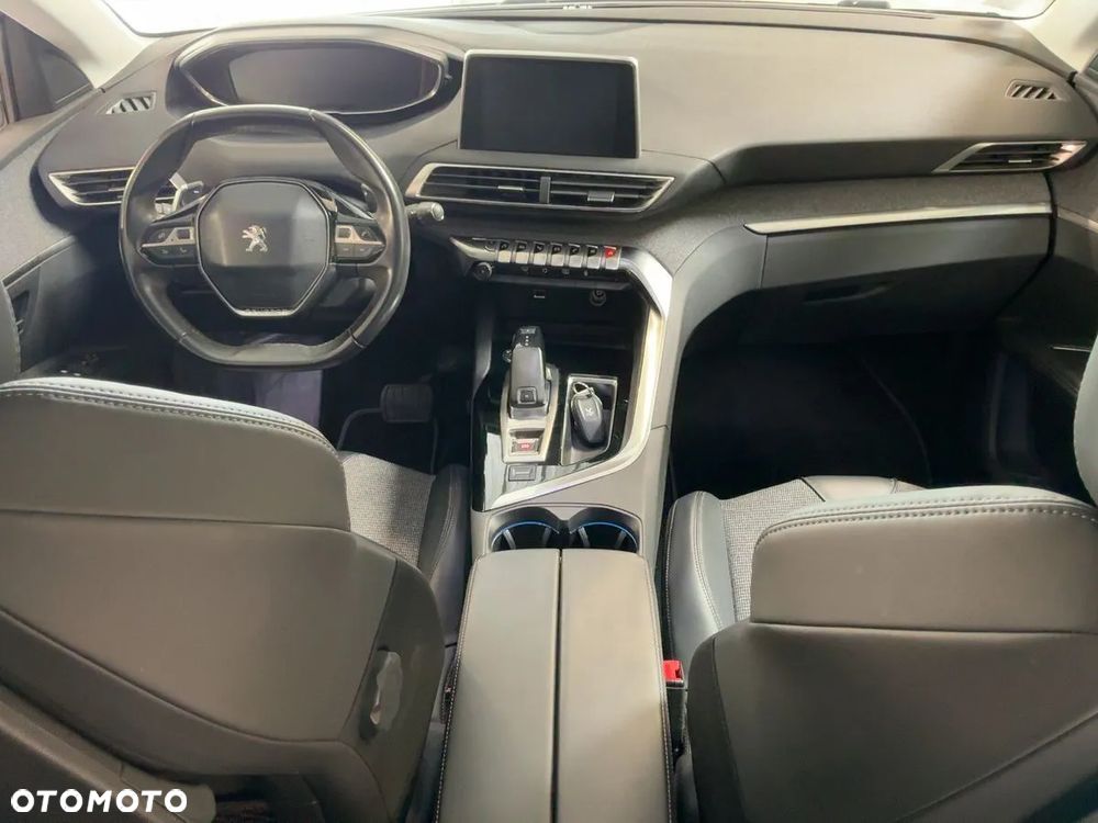 Peugeot 5008 1.6 BlueHDI Allure S&S EAT6 - 12