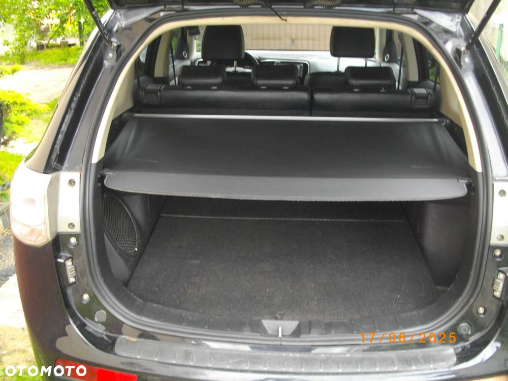 Mitsubishi Outlander Instyle NAVI - 8