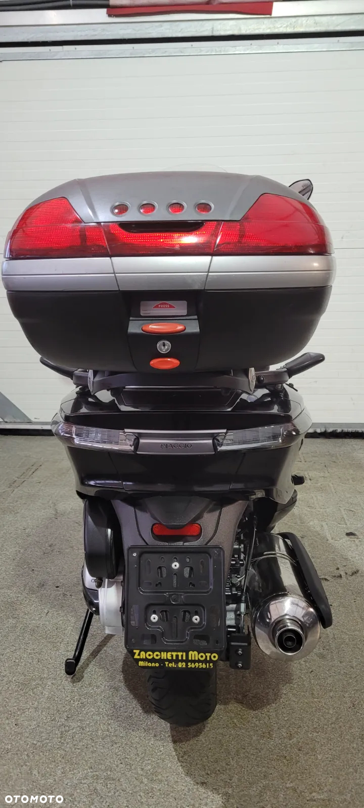 Piaggio X10 - 27