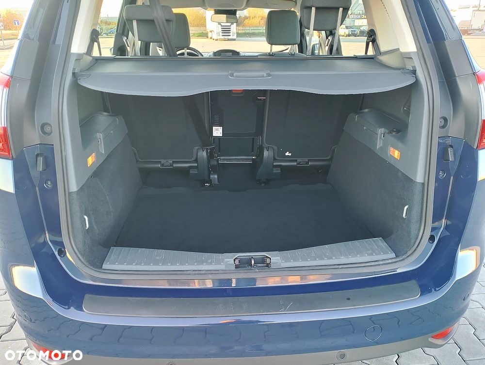 Ford Grand C-MAX - 7