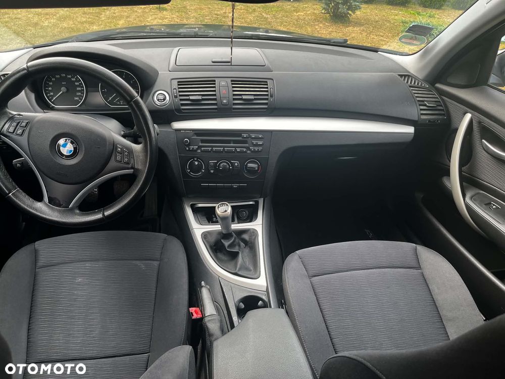 BMW Seria 1 116i - 9