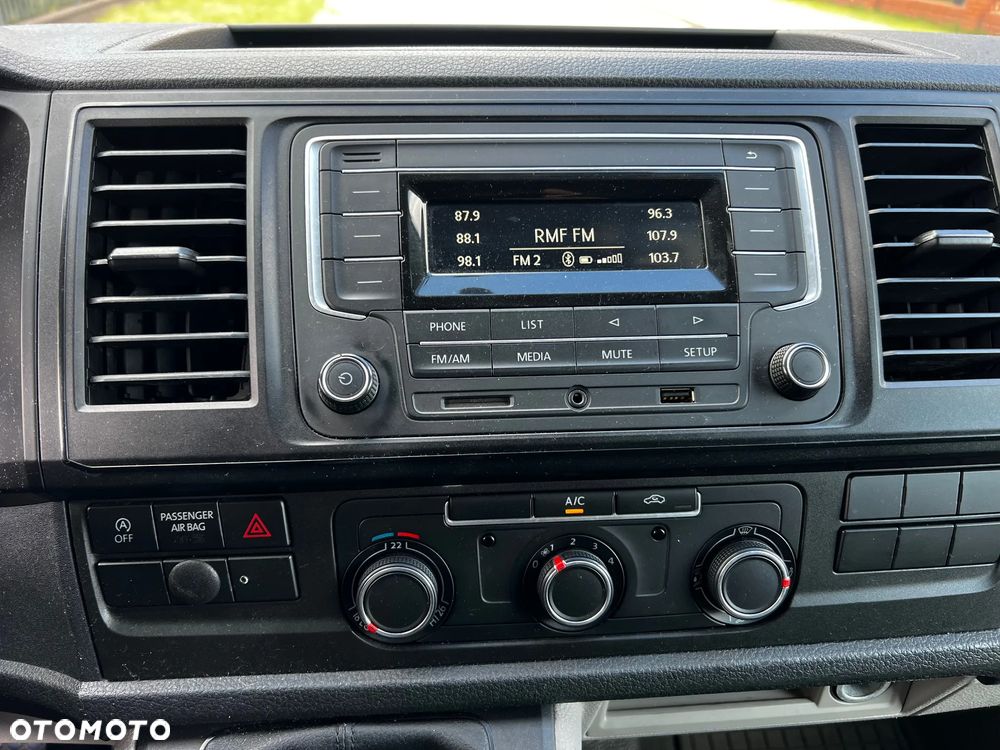 Volkswagen Transporter T6 - 23