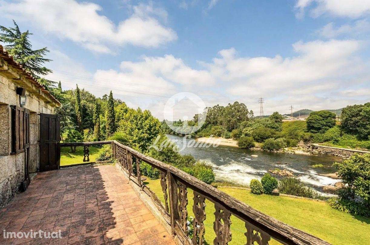 Moradia em Barcelos - Grande imagem: 2/27