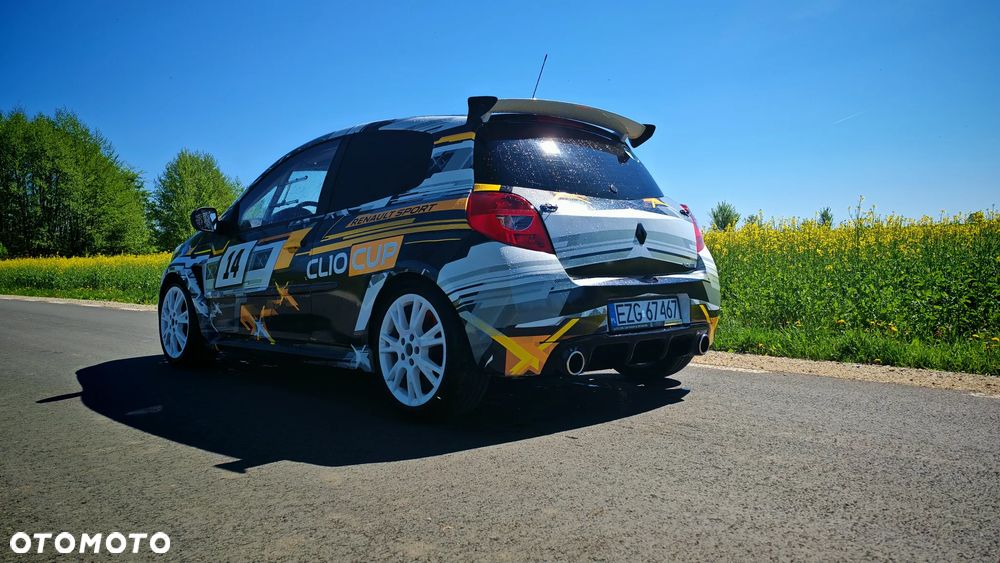 Renault Clio - 2