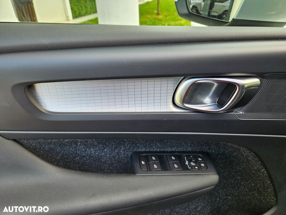 Volvo XC 40 D3 Geartronic Momentum - 23