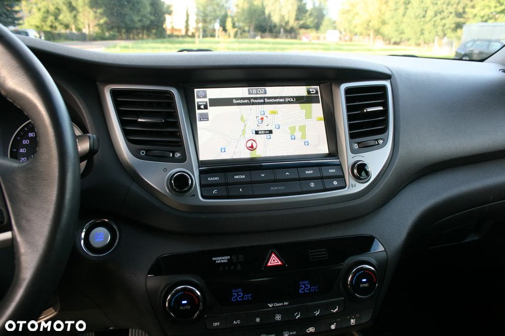 Hyundai Tucson 2.0 CRDI 4WD Automatik Premium - 29