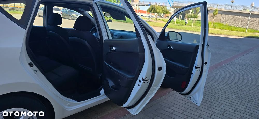 Hyundai i30 1.6 CRDi Comfort - 19