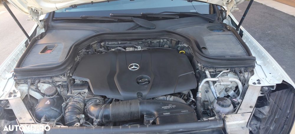 Mercedes-Benz GLC - 12