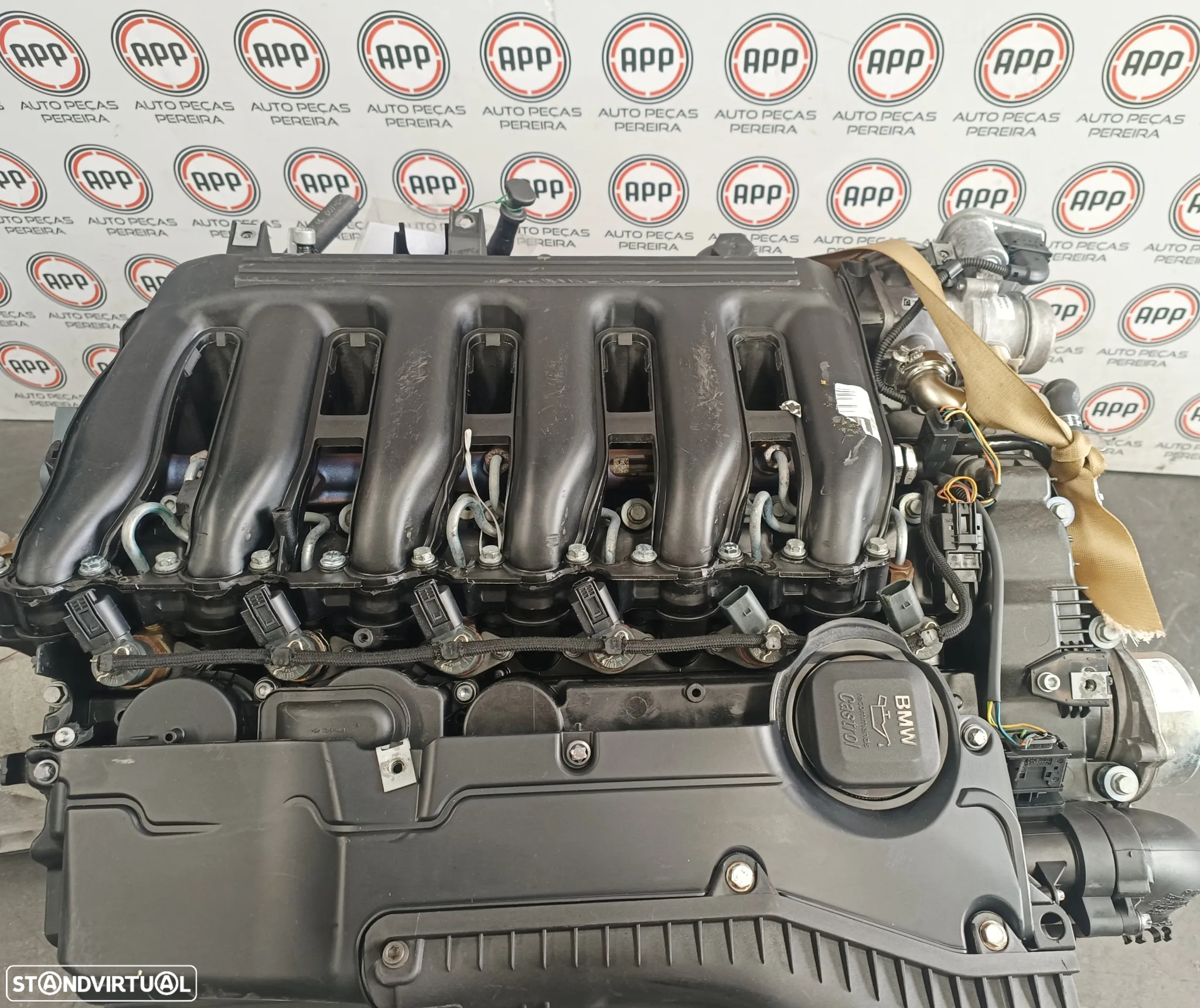 Motor BMW 525 de 2009, referência 30 6 D3, aproximadamente 227 000 KMS . - 2