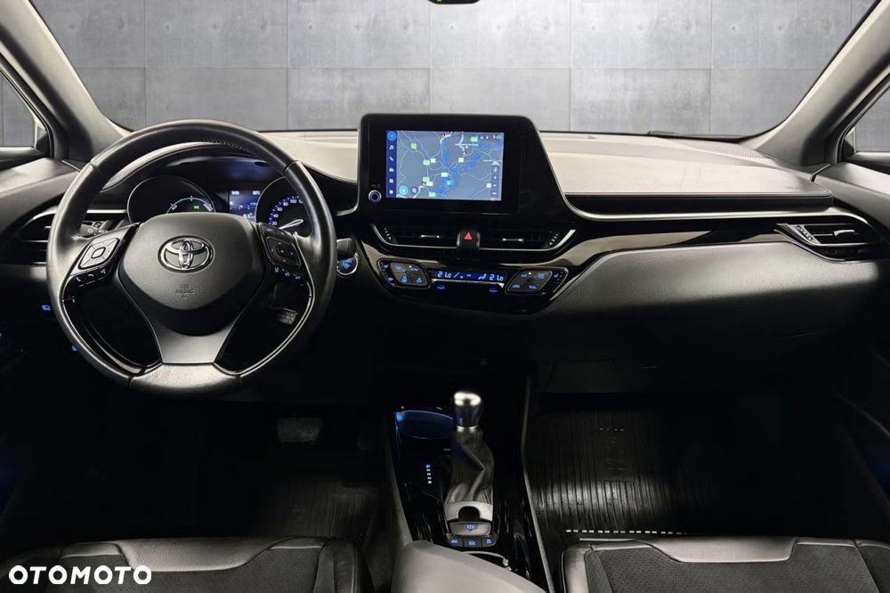 Toyota C-HR Lounge - 10