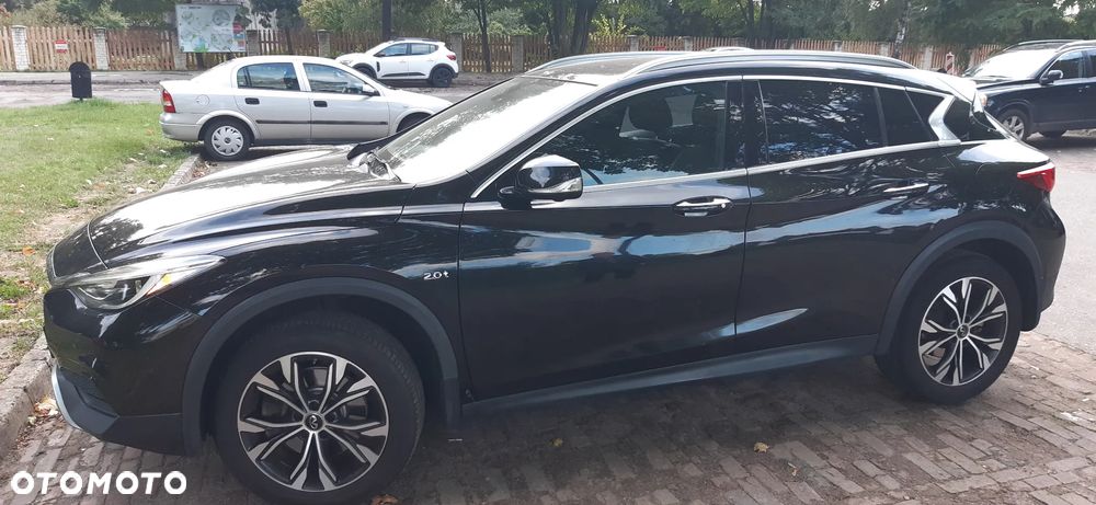 Infiniti QX30 2.0t Luxe Tech AWD 7DCT - 14
