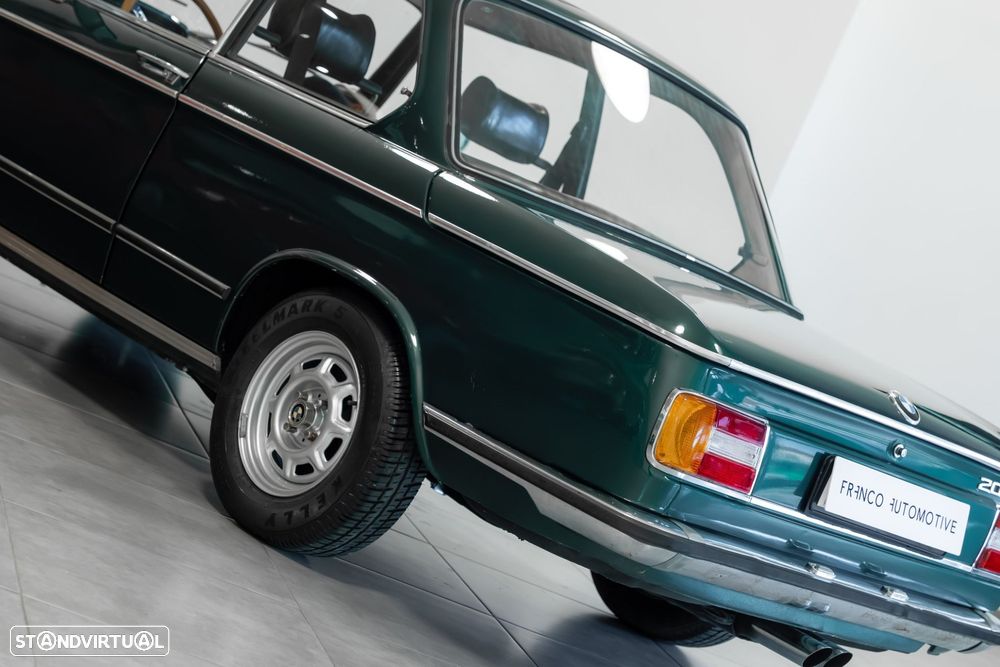 BMW 2002 - 8