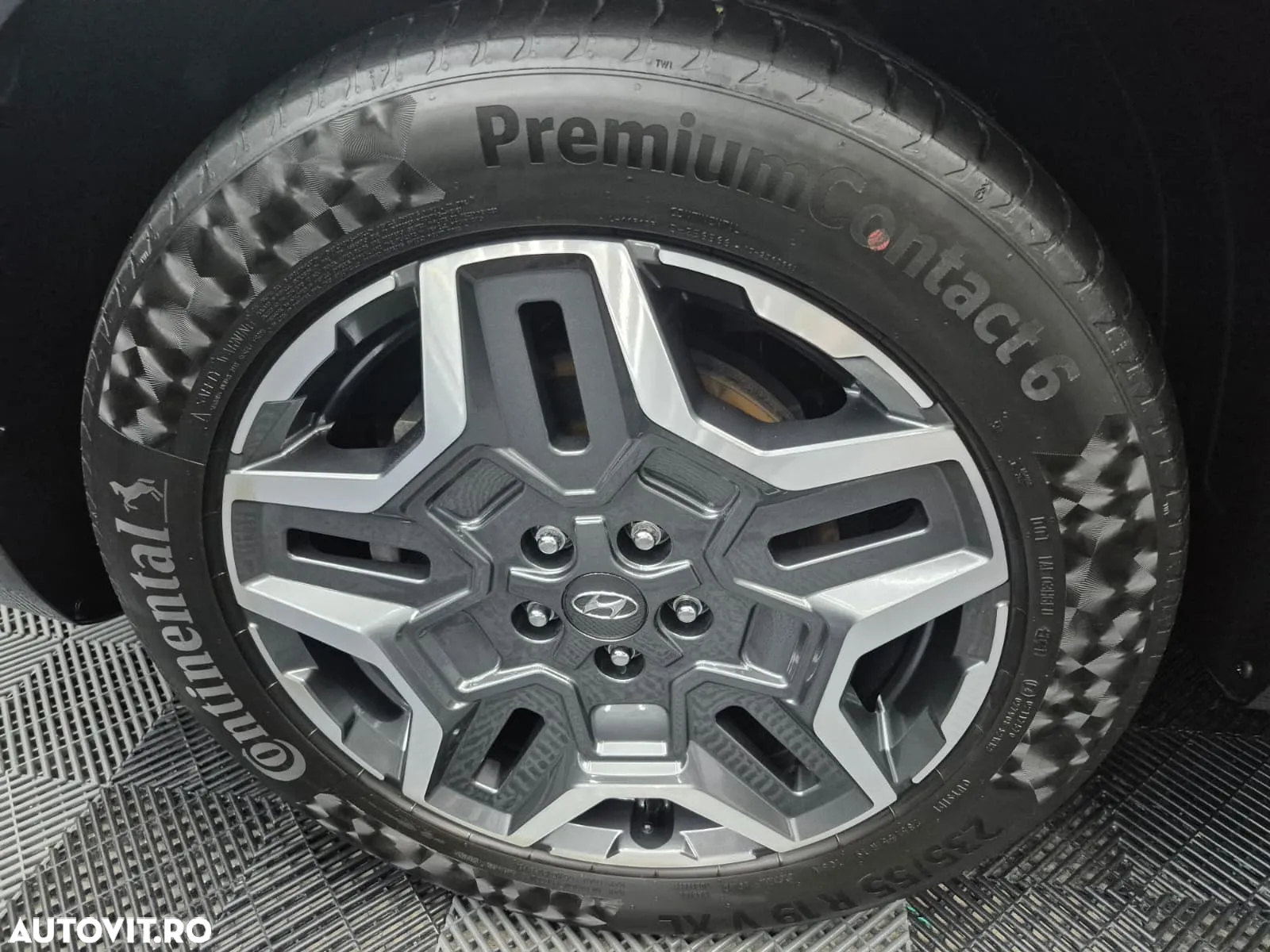 Hyundai Santa Fe 1.6 l 252 CP 4WD 6AT PHEV Luxury - 4