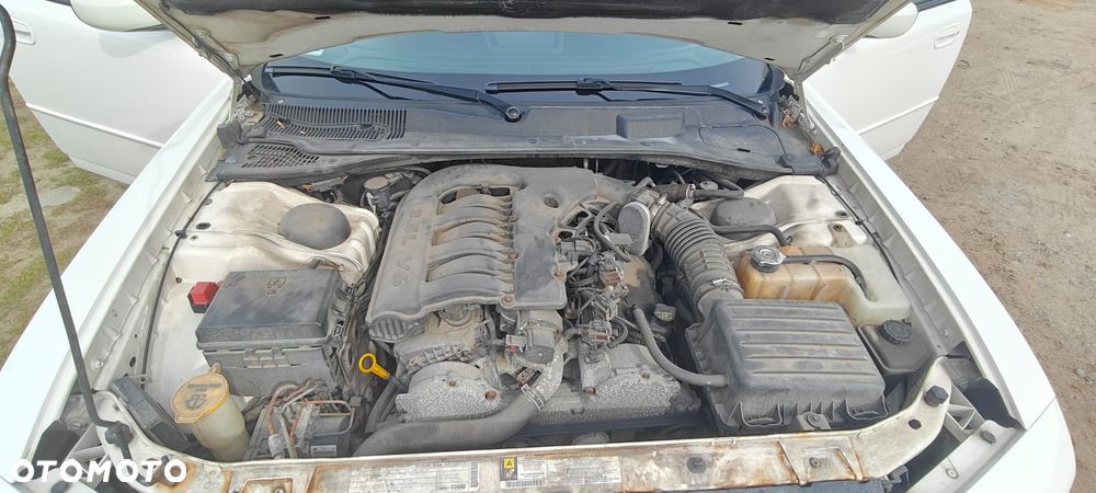 Dodge Charger 3.5 V6 SXT - 14