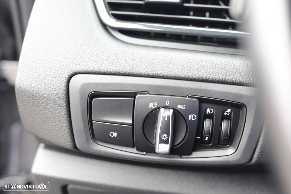 BMW 225xe Active Tourer Advantage - 31