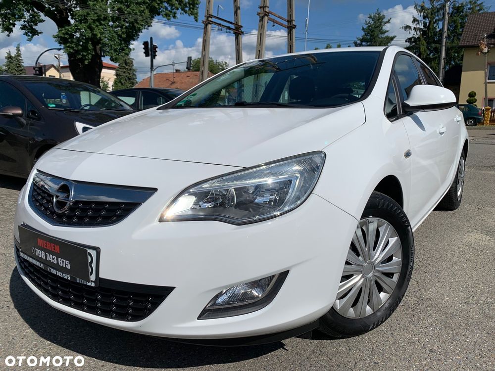 Opel Astra 1.4 150 Jahre - 3