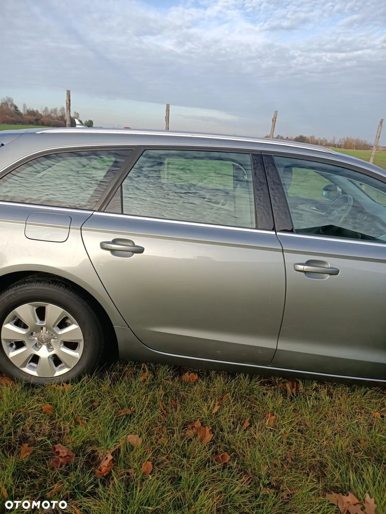 Audi A6 Avant - 11