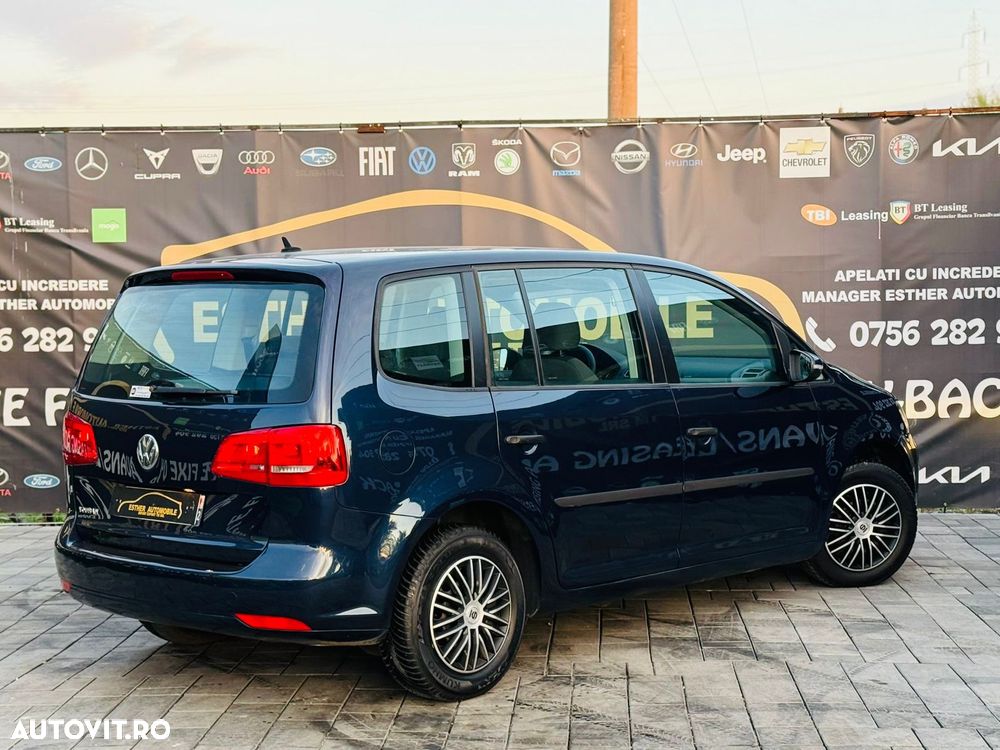 Volkswagen Touran - 4