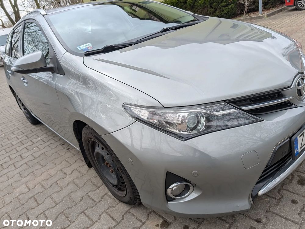 Toyota Auris 1.4 D-4D Premium Comfort - 11
