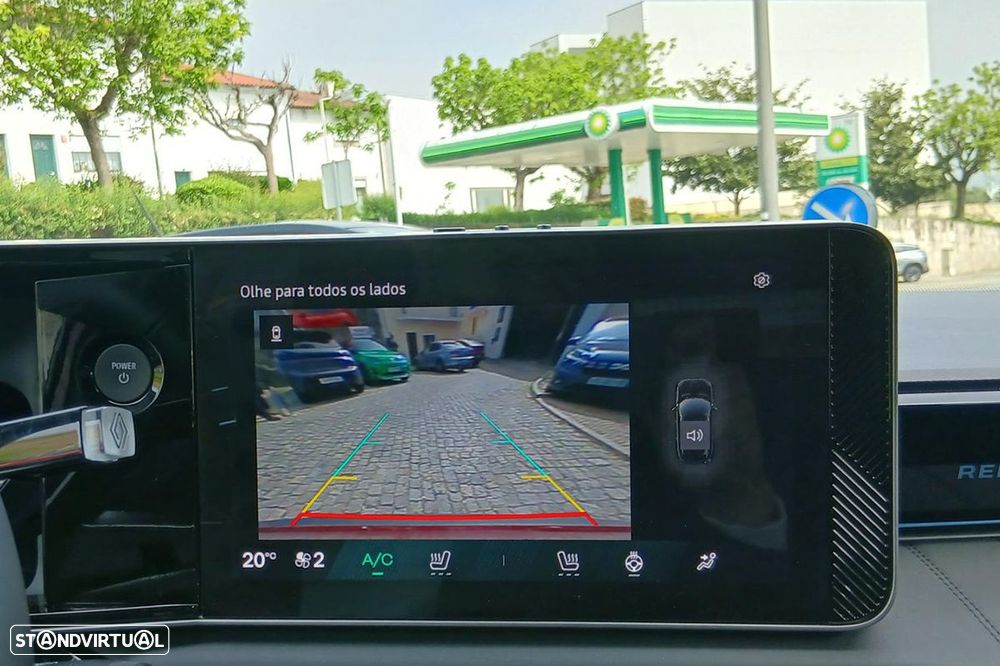 Renault 4 E-Tech 52 kWh Iconic Autonomia Conforto - 9