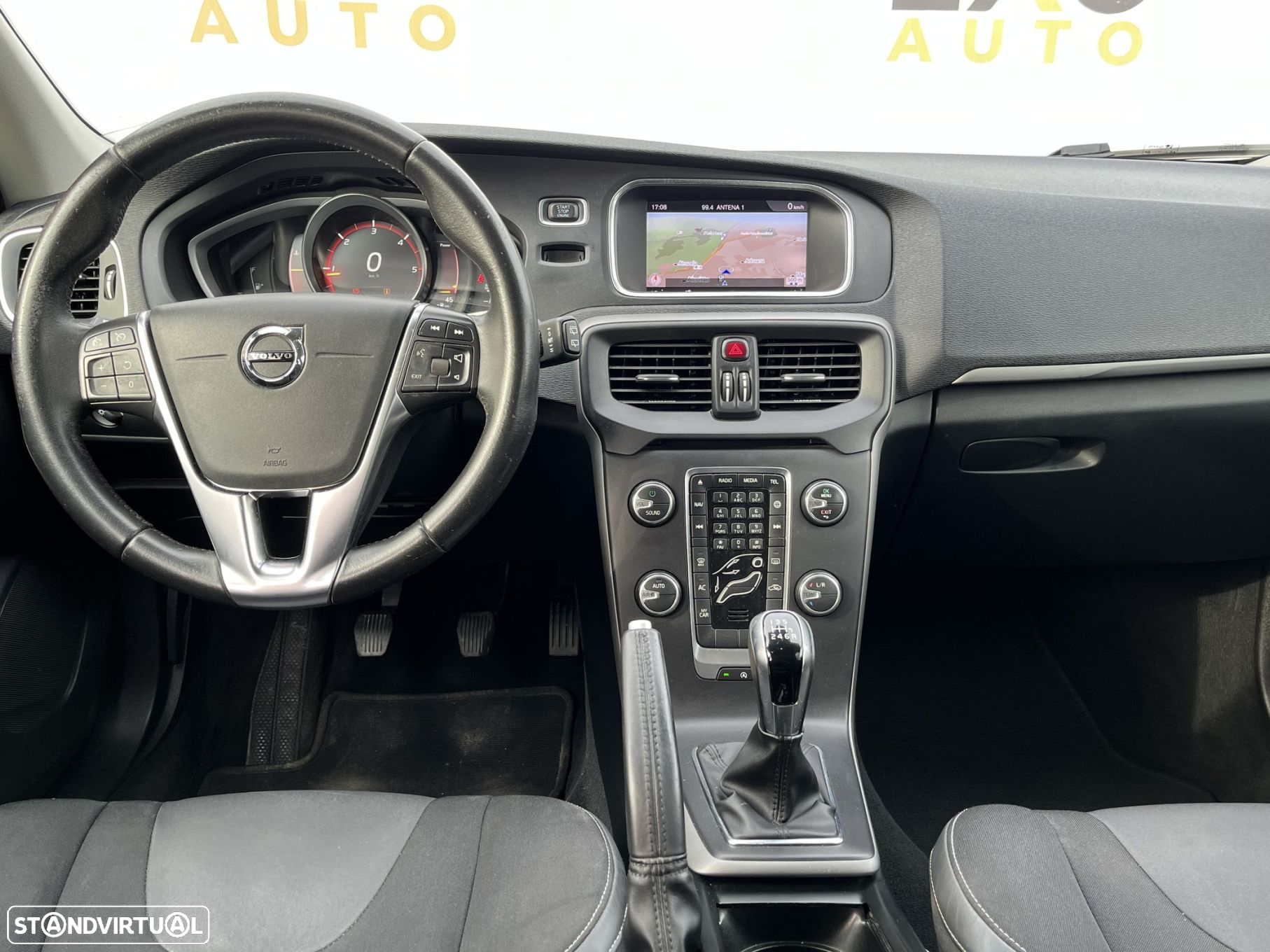 Volvo V40 2.0 D2 Kinetic - 11
