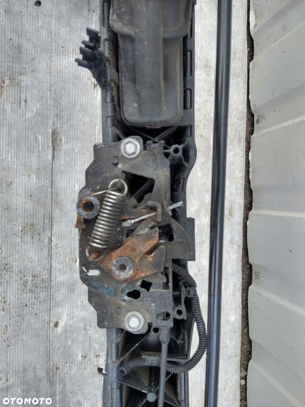 FORD FOCUS MK3 OKULAR PAS PRZEDNI PRZÓD WZMOCNIENIE ZAMEK MASKI BM518327AA - 11