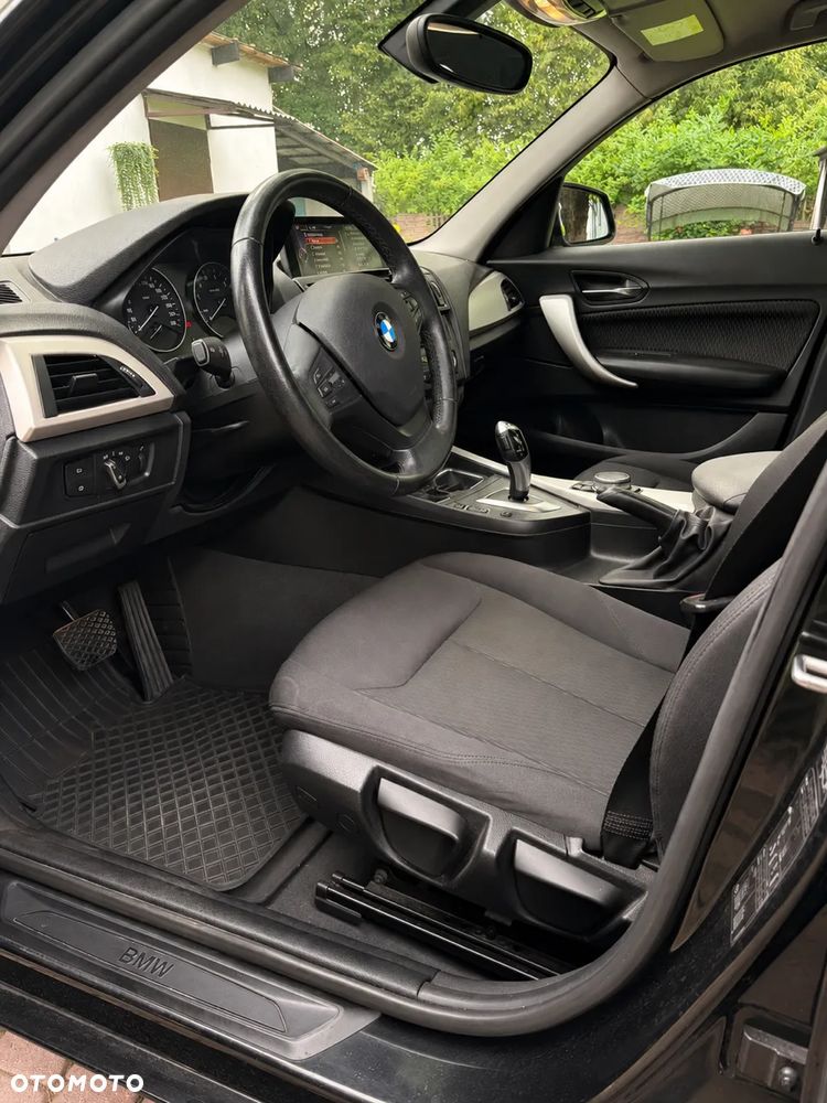 BMW Seria 1 118i - 5