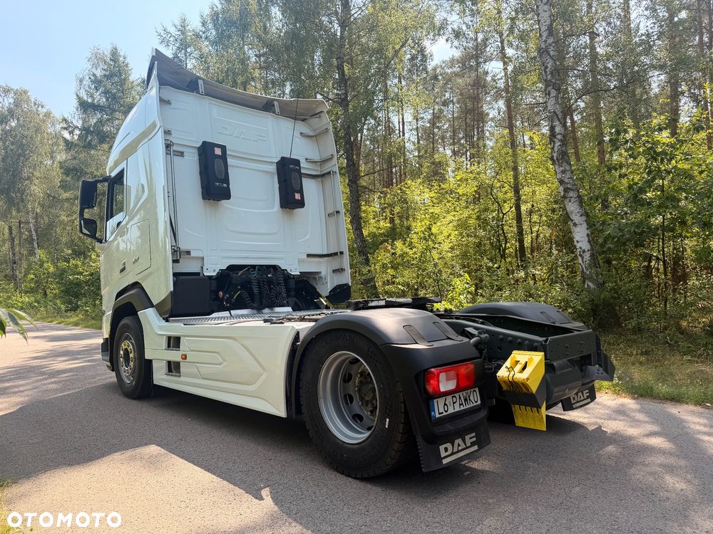 DAF - 9