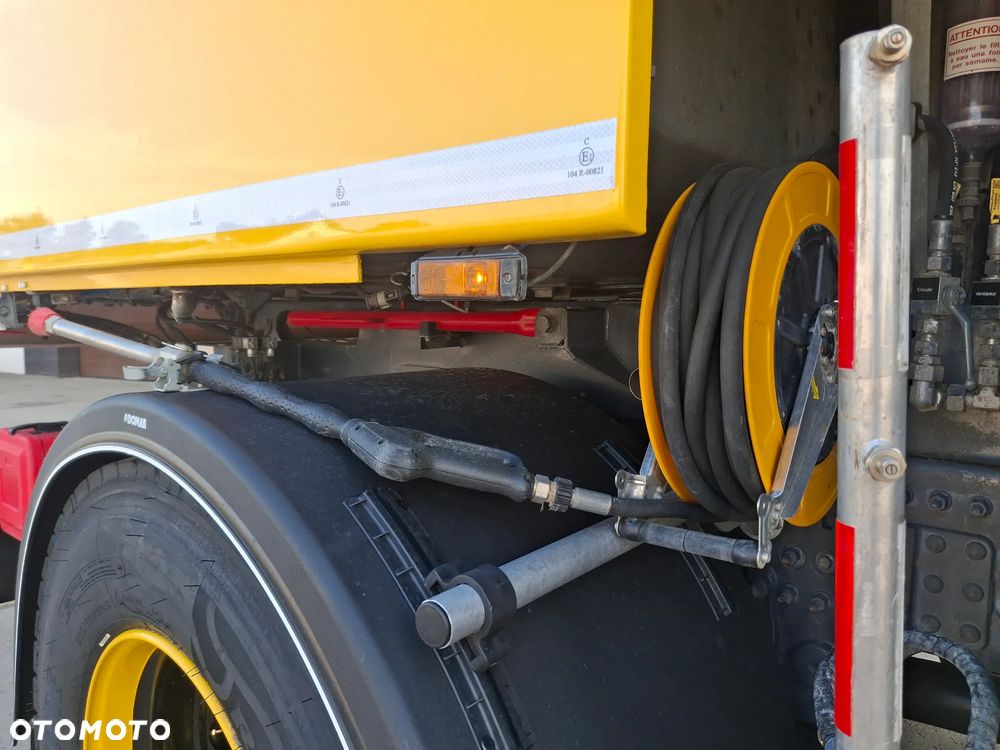 Volvo FMX 420 Zamiatarka BROCK VS 7 TECH Euro 6 PM2.5/10 Karcher 100 BAR Listwy Ciśnieniowe Mycie Asfaltu W Szerokim Zakresie Szczotki L/R 2145 MTH Kamery 360 2021R Dodatkowy Zbiornik Wody Webasto - 12