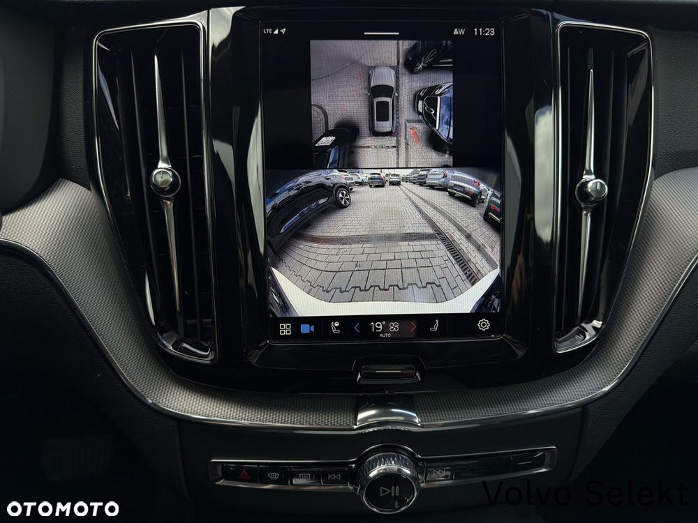 Volvo XC 60 - 22