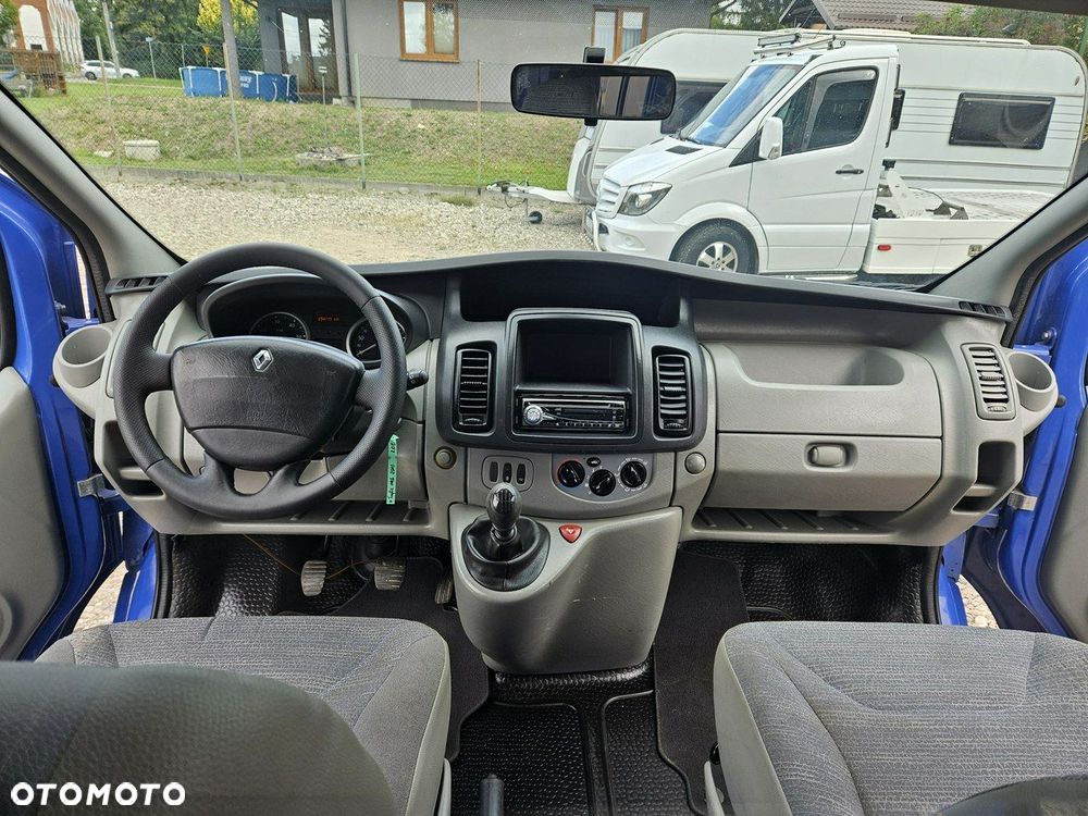 Renault Trafic - 10