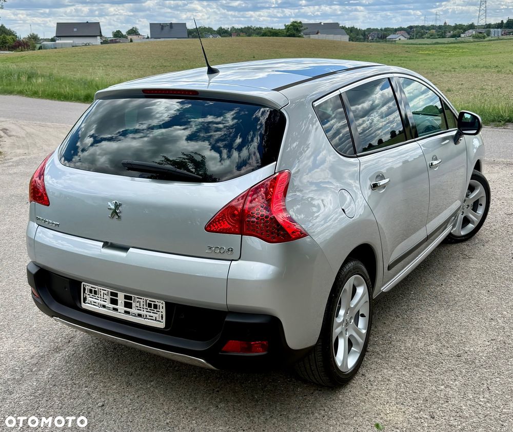 Peugeot 3008 2.0 HDi Allure - 4