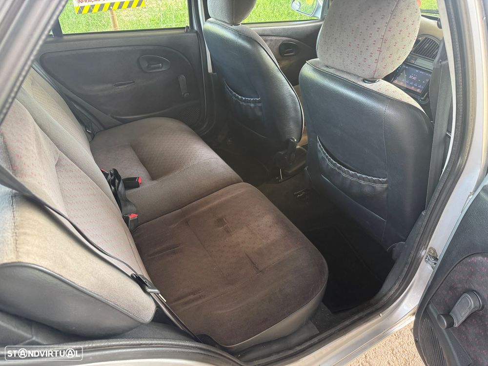 Citroën Saxo 1.1i SX - 9