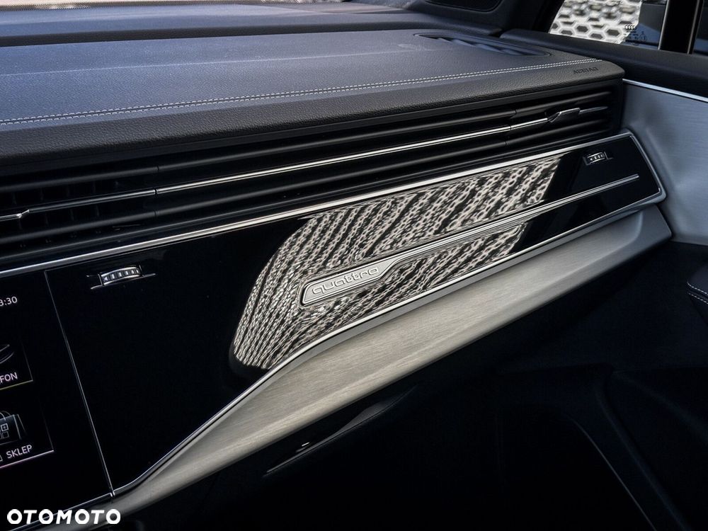 Audi Q7 - 36