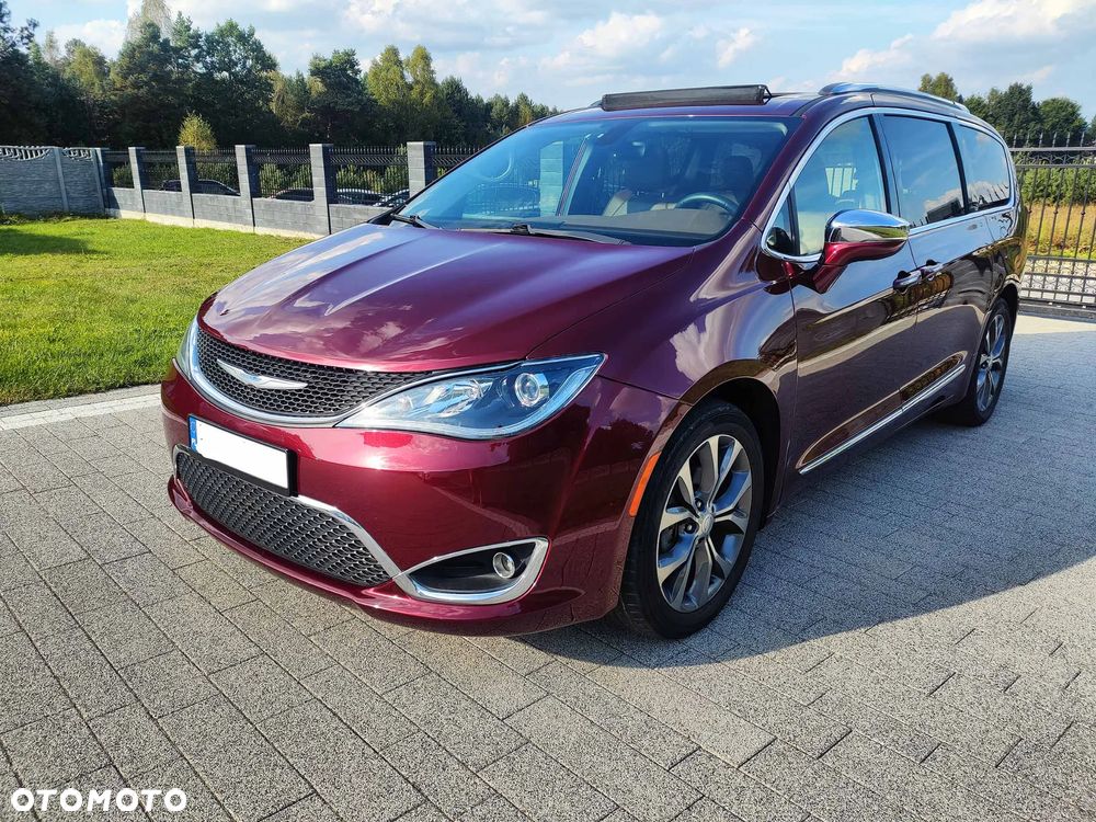 Chrysler Pacifica - 27