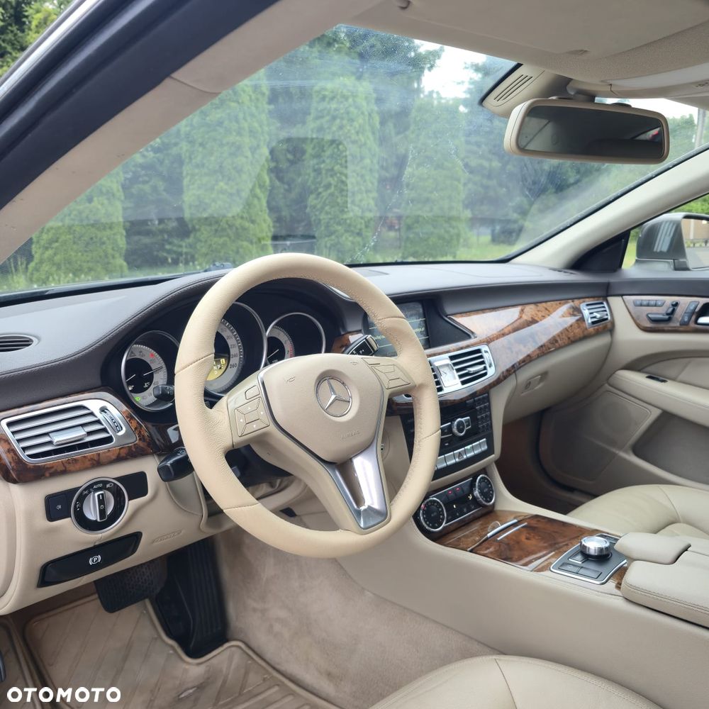 Mercedes-Benz CLS 350 7G-TRONIC - 28