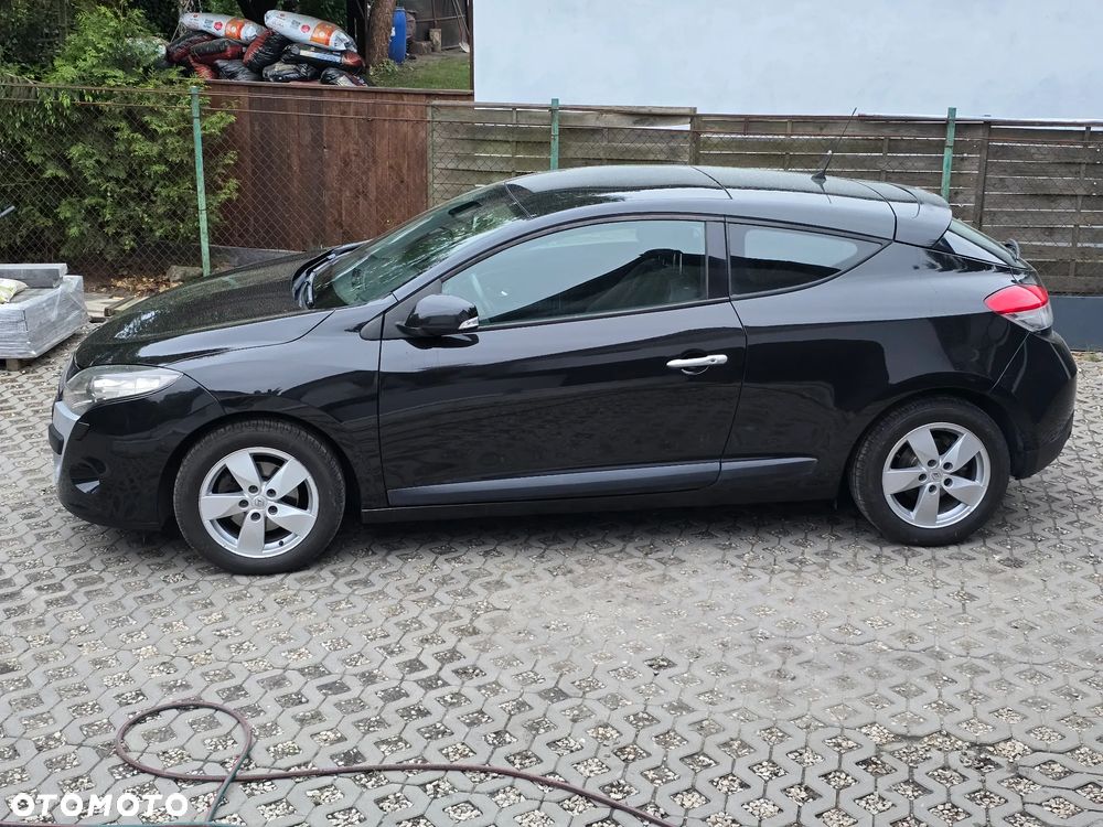 Renault Megane 2.0 16V Dynamique CVT - 3