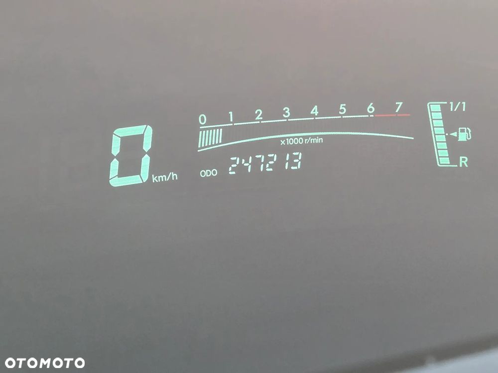 Toyota Yaris 1.33 Luna - 12