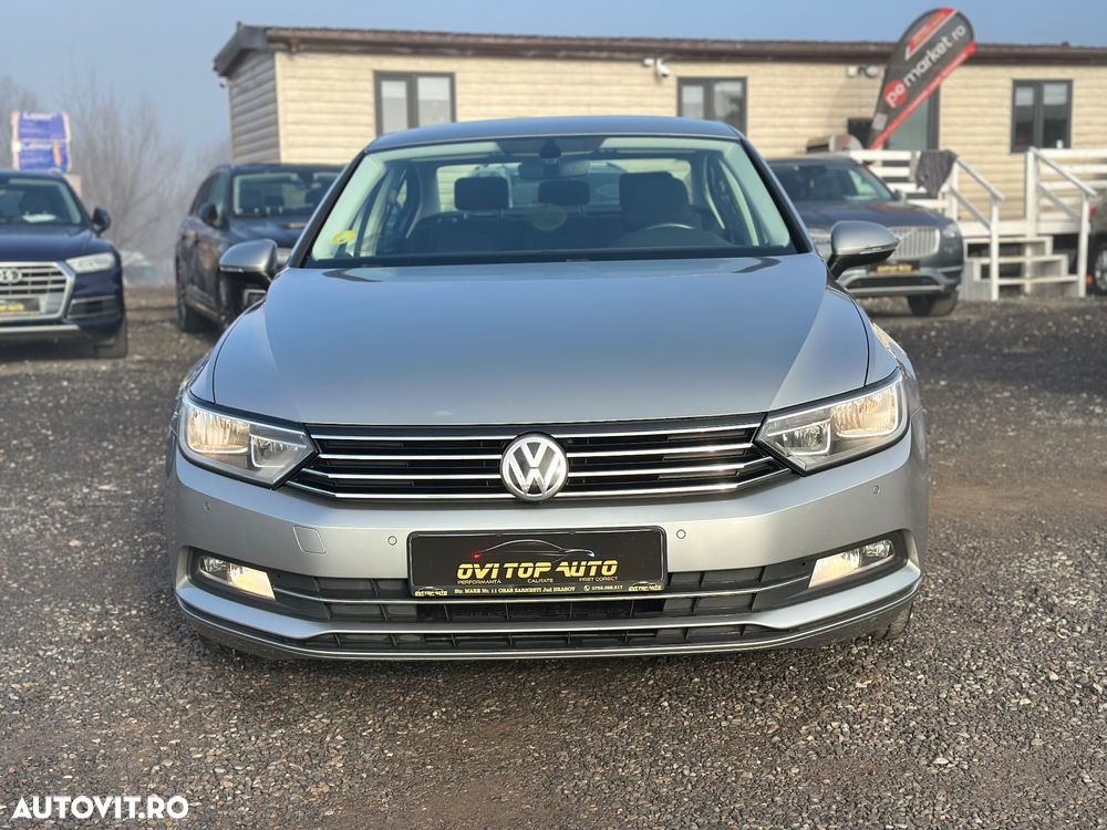 Volkswagen Passat - 2