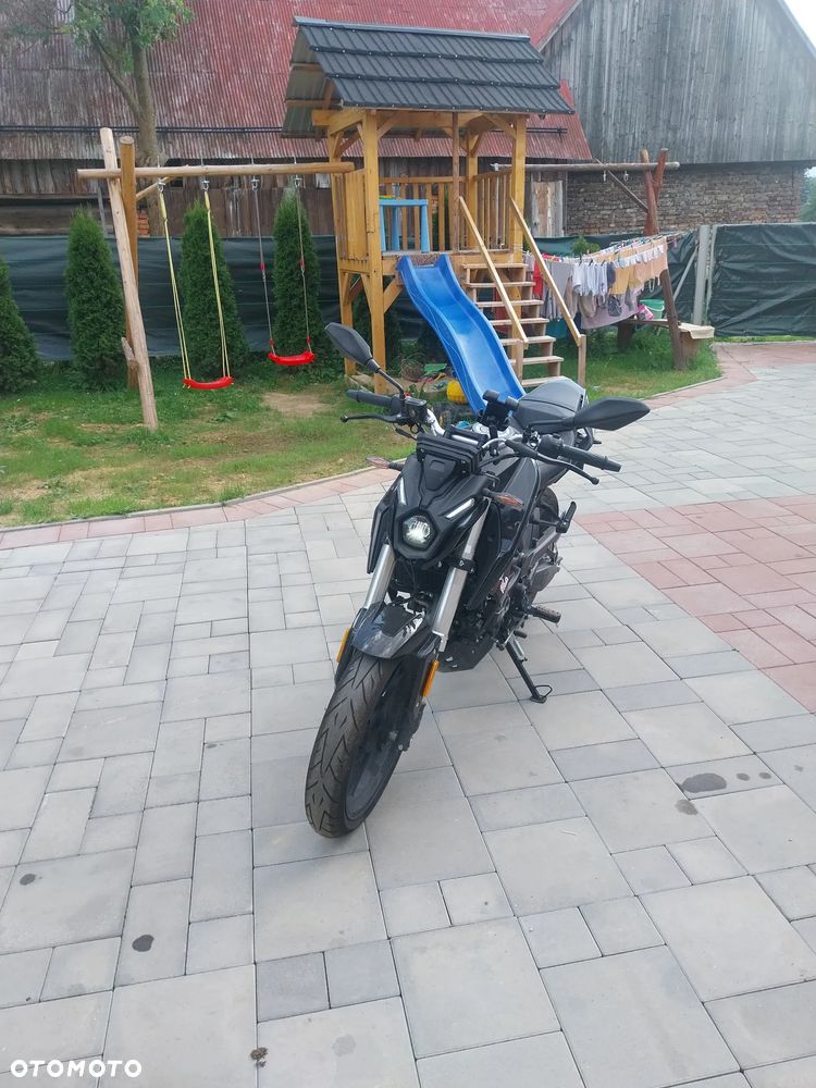 VOGE R125 - 6